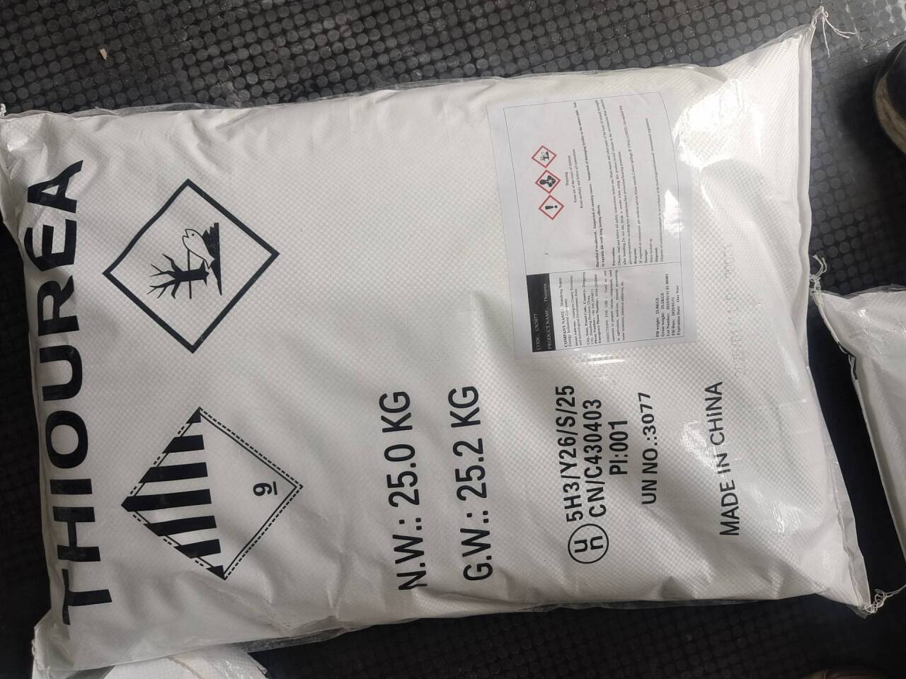 25kg Moisture-Proof PE-Lined Woven Bag of Thiourea